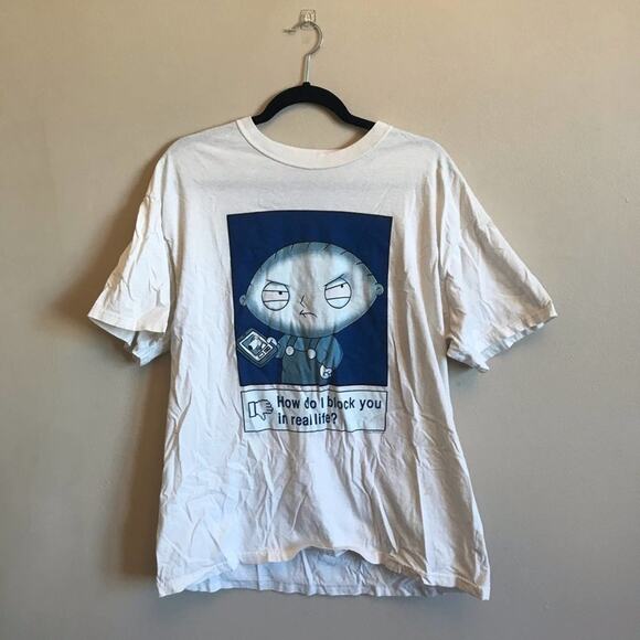 Family Guy XL white blue Stewie Griffin and brian casual fandom - Picture 1 of 8